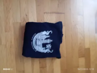 Sudadera Negra Castillo de Praga