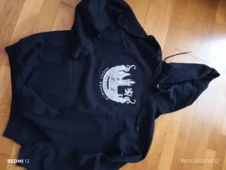 Sudadera Negra Castillo de Praga