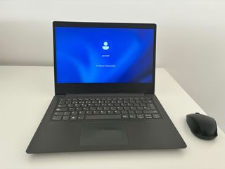 Portátil Lenovo Intel Celeron CPU N4020 Negro