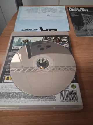 PS3 Grand Theft Auto IV + Guía Liberty City