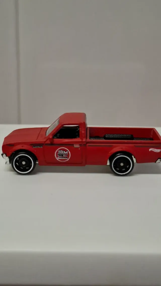 Hot Wheels Datsun 620 Legends