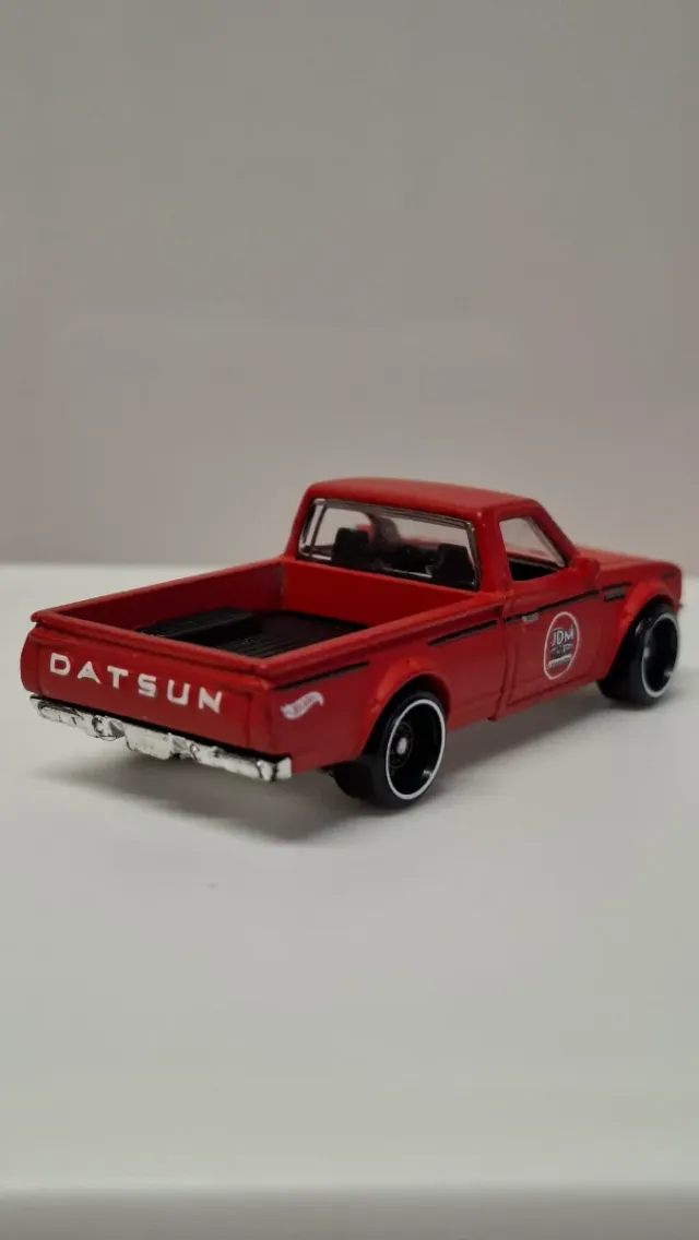 Hot Wheels Datsun 620 Legends