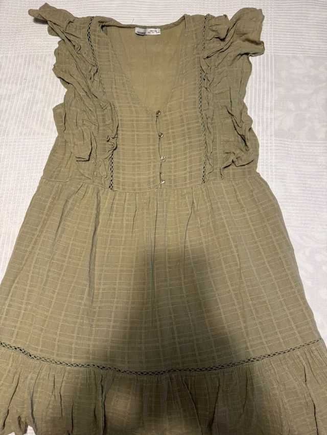 Vestido romántico Pull&Bear verde oliva T.XS