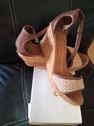 Sandalias Castañer Cuña Beige/Marrón