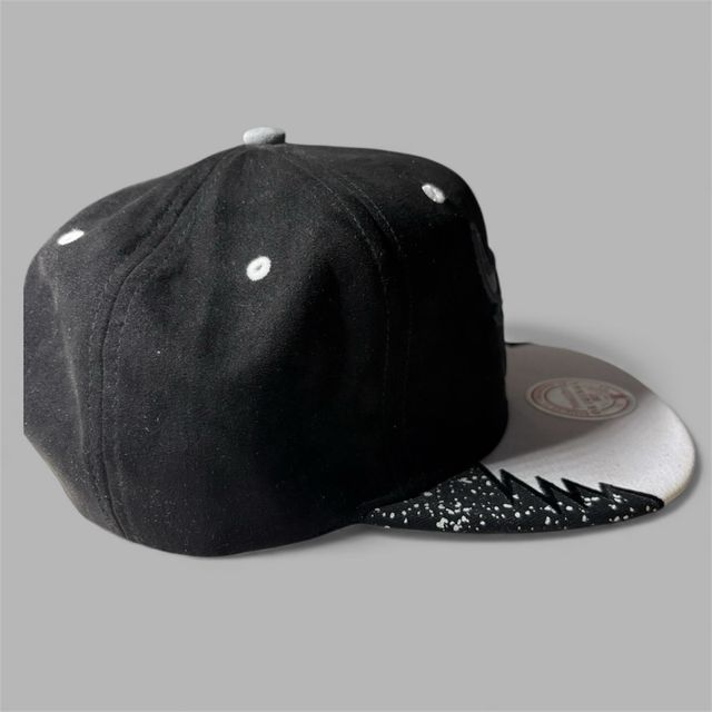 Gorra Chicago Bulls Blanca y Negra