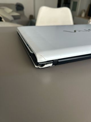 Portátil Sony Vaio Blanco