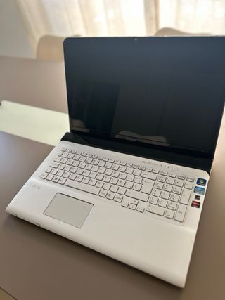 Portátil Sony Vaio Blanco