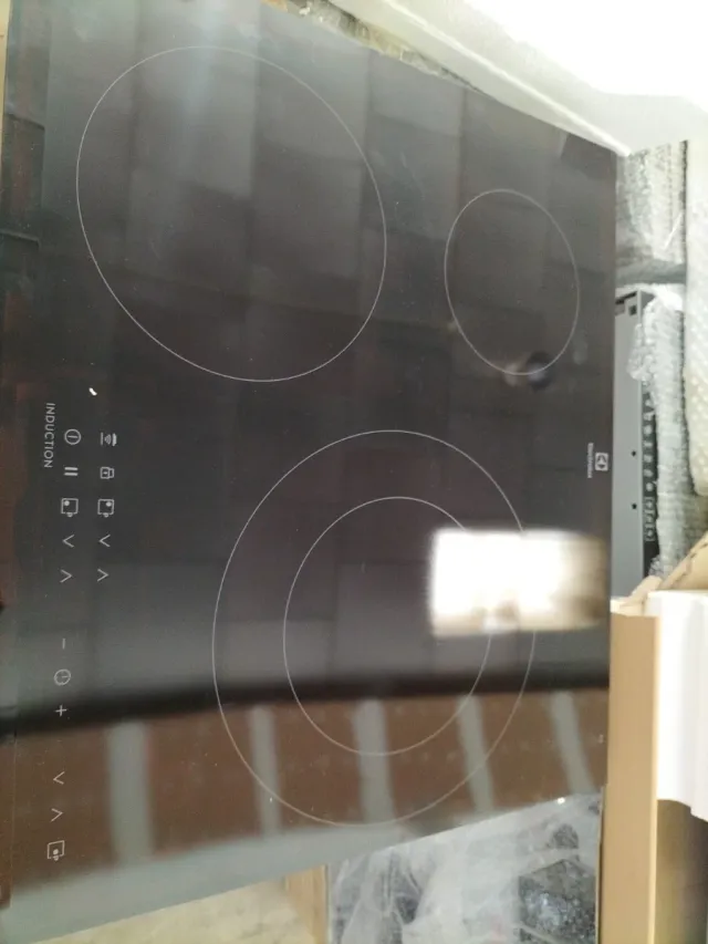 Placa de Inducción Electrolux