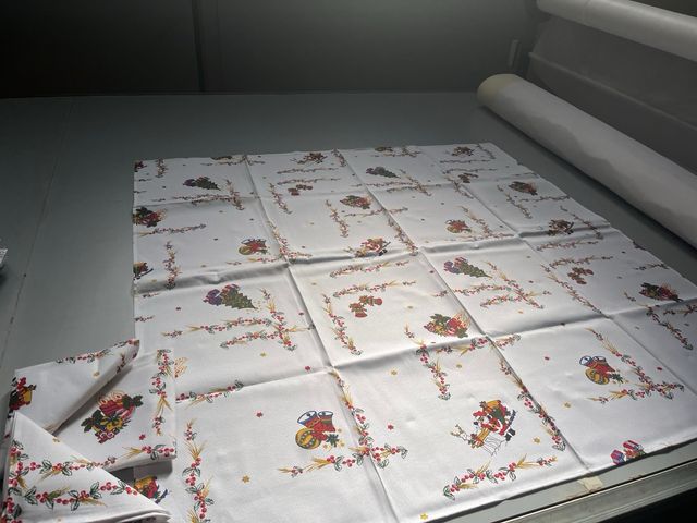 Lotes Mantelería de Navidad Estampado