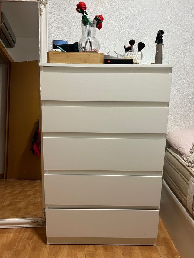 Cómoda Ikea blanca 6 cajones