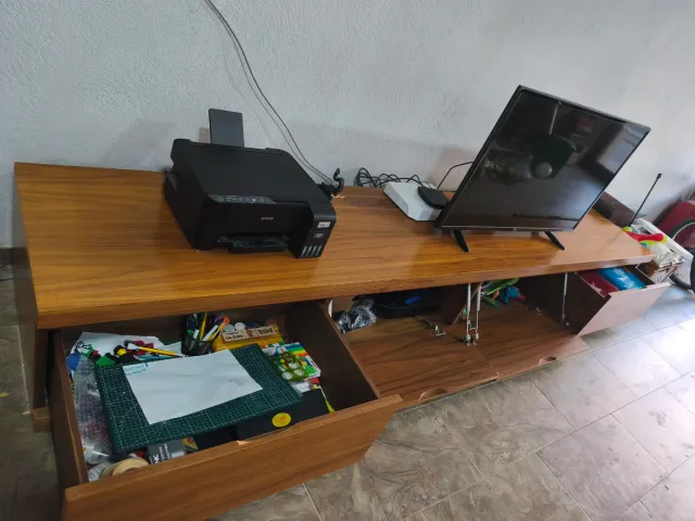 Mueble TV madera marrón