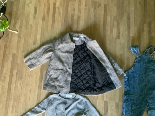 Conjunto niña chaqueta, jersey y tejanos 3-4 años