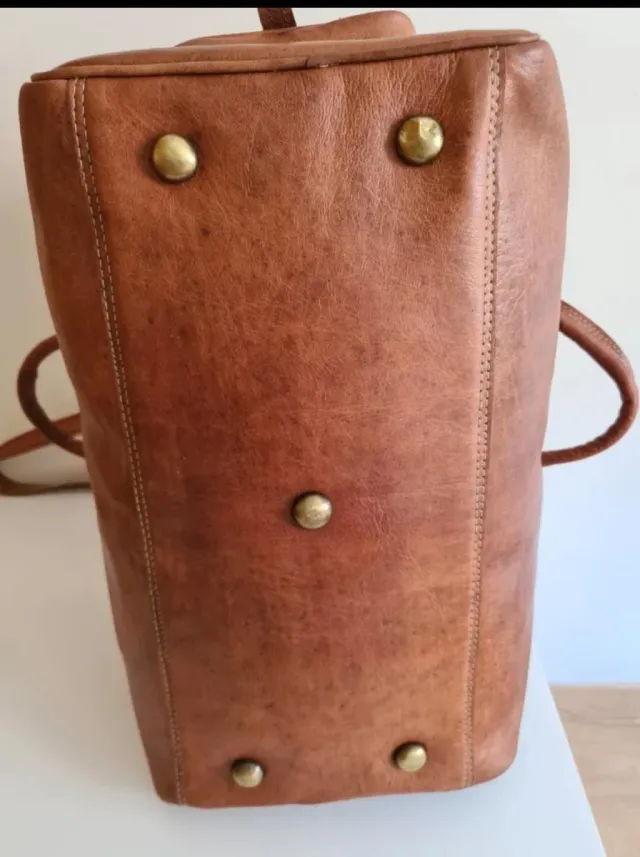 Maleta de cuero artesana