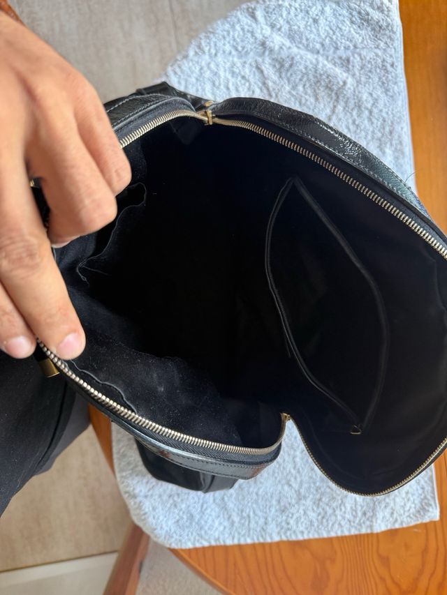 Bolso YSL Muse Charol Negro Cuero