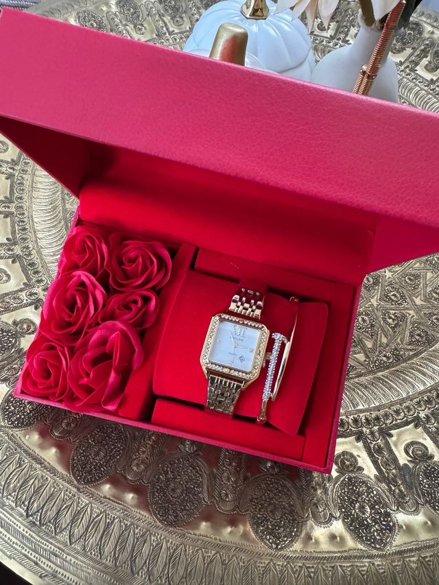 Reloj Skyline Mujer Dorado y Blanco