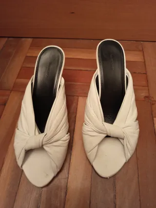 Tacones Balenciaga Blancos pre owned 39