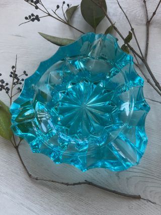 Cenicero cristal azul turquesa midcentury