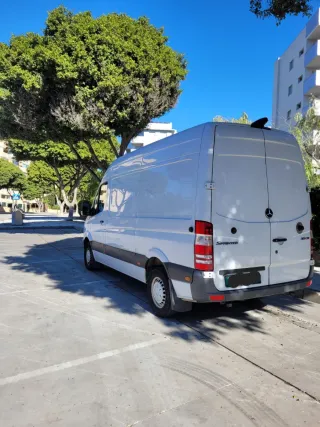 Mercedes-Benz Sprinter 2012