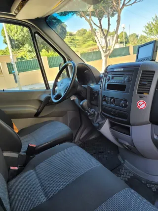 Mercedes-Benz Sprinter 2012