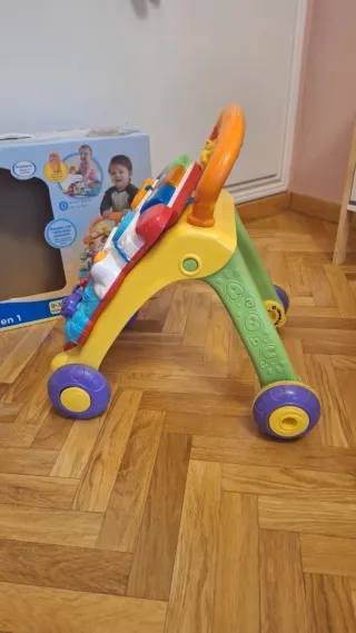 Andador Andandin 2 en 1 Vtech con caja de embalaje