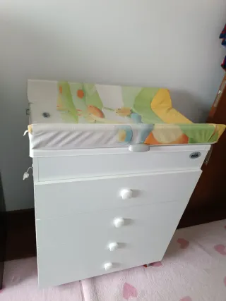 Cómoda cambiador con bañera Cam