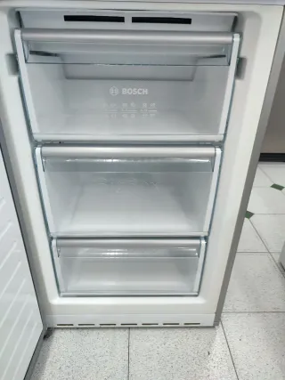Nevera Bosch Inox clase A+ 200x60cm con garantía