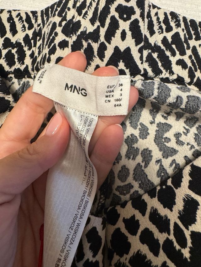 Pantalón ancho fluido estampado