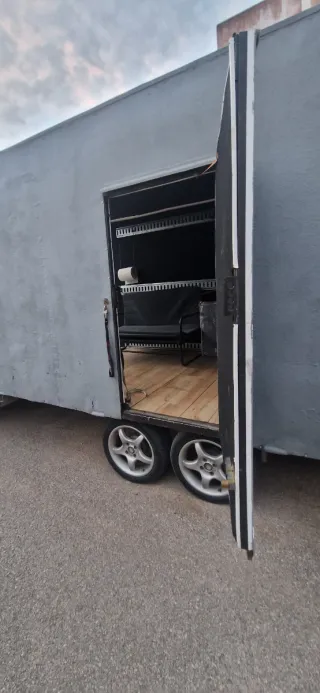 Remolque Cerrado Camper