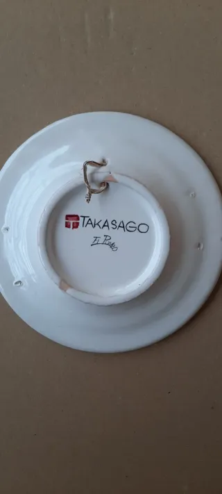 Plato decorativo El Poveo