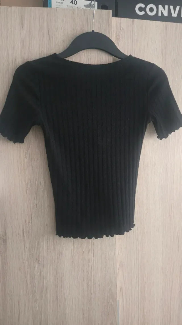 Camiseta negra manga corta