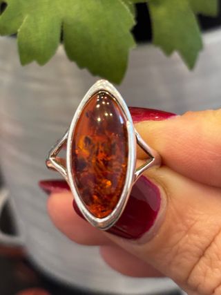 Anillo de ámbar y plata 925