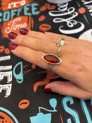 Anillo de ámbar y plata 925