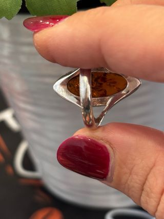 Anillo de ámbar y plata 925