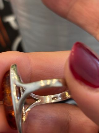 Anillo de ámbar y plata 925