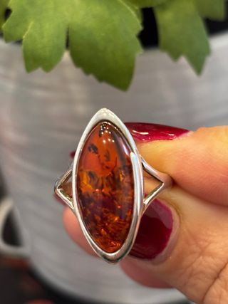 Anillo de ámbar y plata 925