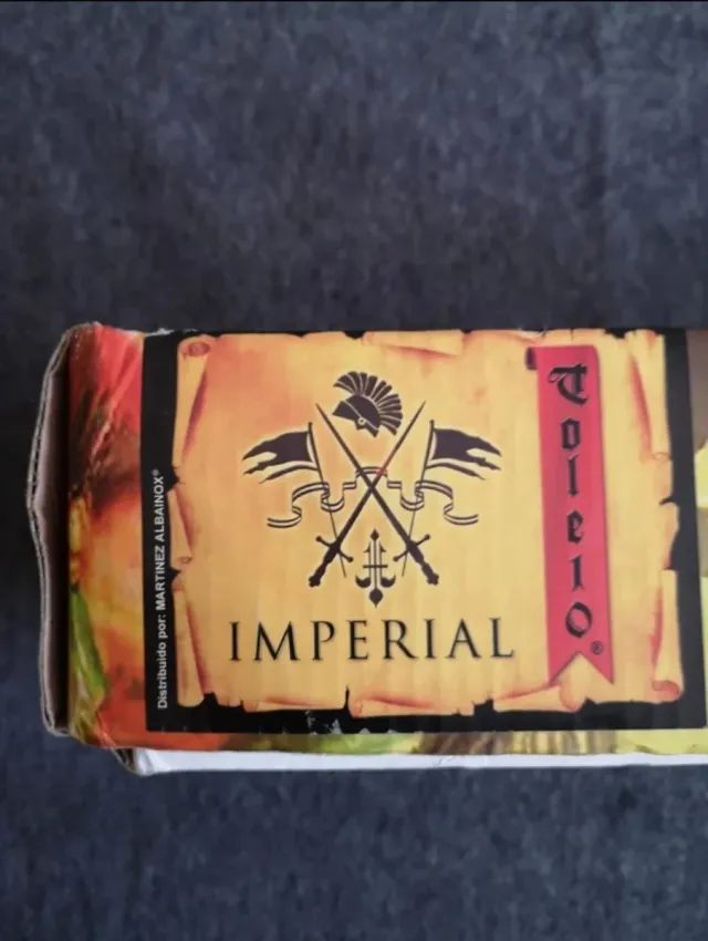 Katanero de mesa madera barnizada