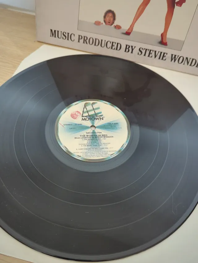 The Woman in Red - Colonna Sonora Originale