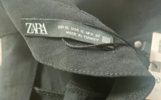 Falda Zara mini tachas