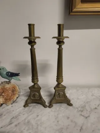 Candelabri antichi in bronzo per altare