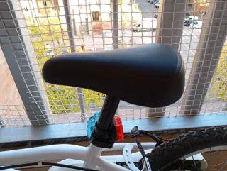 Bicicleta infantil Btwin con ruedines