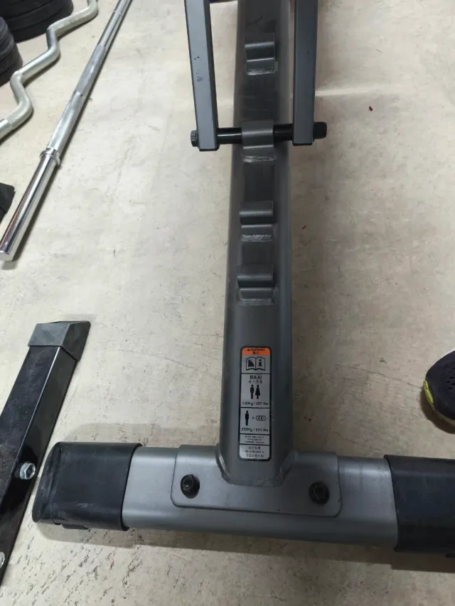 Banco de pesas, soporte y discos