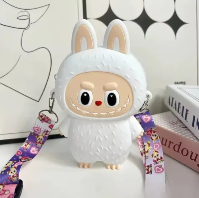 3 Bolsos y Estuche Labubu