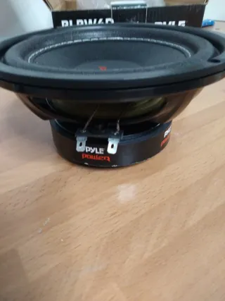 Subwoofer Pyle PLPW6D 6 600W Dual 4 Ohm.