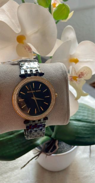 Reloj Michael Kors Mujer Negro y Dorado