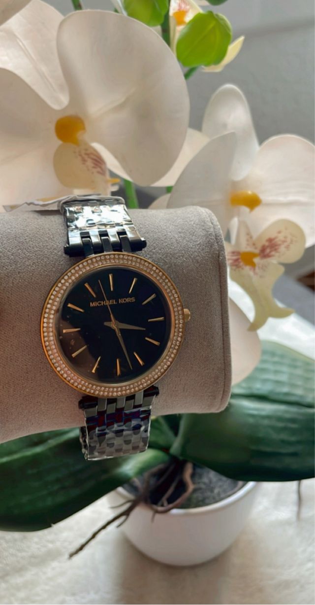 Reloj Michael Kors Mujer Negro y Dorado