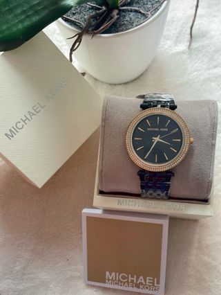 Reloj Michael Kors Mujer Negro y Dorado