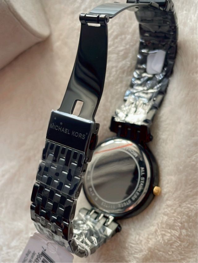 Reloj Michael Kors Mujer Negro y Dorado