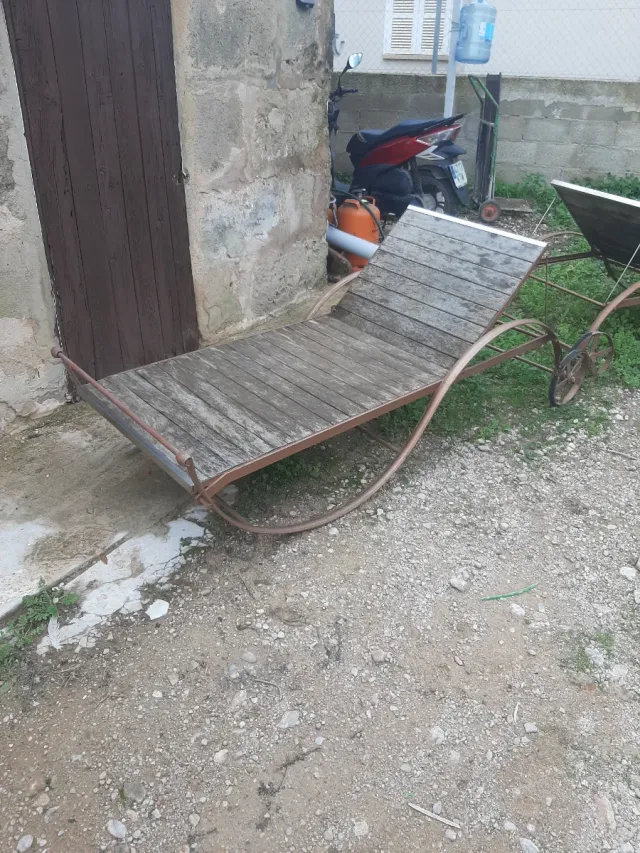 Tumbona hierr9 forjado y madera teka