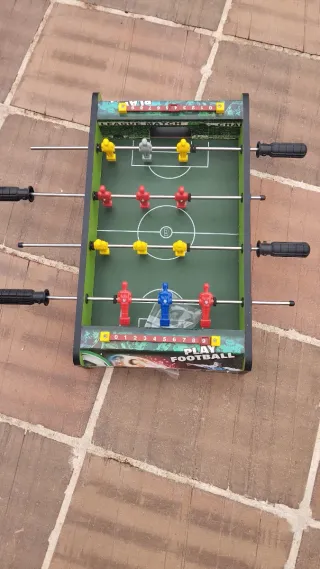 Futbolín de sobremesa
