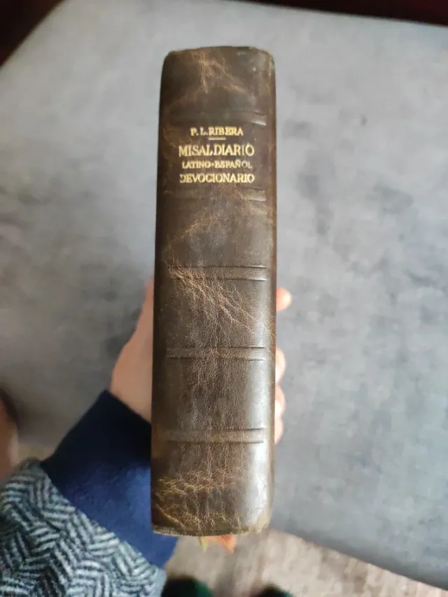 Misal diario y devocionario